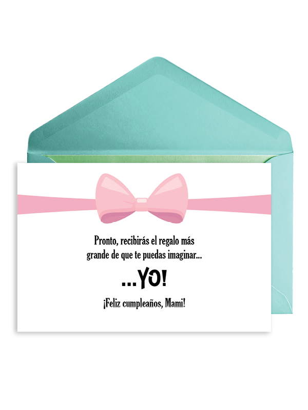 Tarjeta de cumpleaños con sobre azul y lazo rosa.